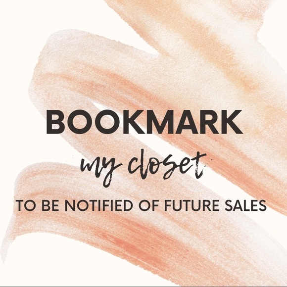 Bookmark my closet!!! - Picture 1 of 1